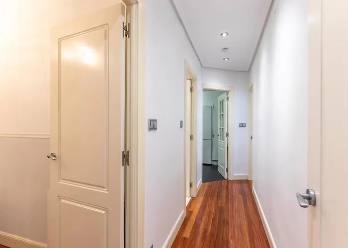 La Alameda De Indautxu 아파트 *